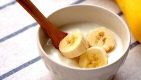 Banana mask for radiance and wrinkle-free skin